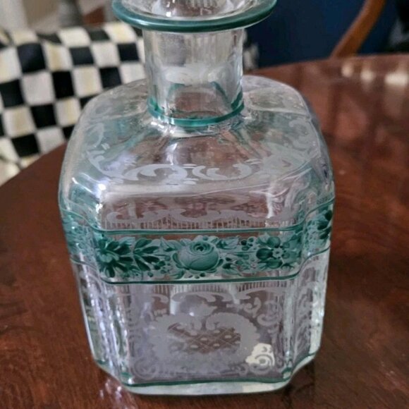 RARE ANTIQUE GREEN ACID ETCHED FLOWER BOTTLE LIQUOR WHISKEY DECANTER STOPPER JAR